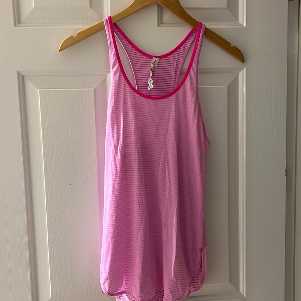 Lululemon tank